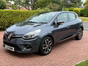 2019 Renault Clio 1.5 Dci Play Euro 6 (s/s) 5dr in Grey — image 4