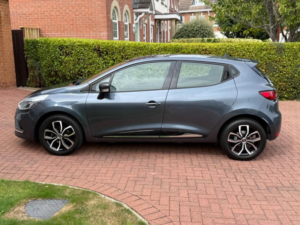 2019 Renault Clio 1.5 Dci Play Euro 6 (s/s) 5dr in Grey — image 5
