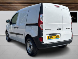 2015 Renault Kangoo 1.5 Ml19 Dci Fwd L2 H1 4dr in White — image 2