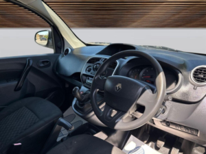 2015 Renault Kangoo 1.5 Ml19 Dci Fwd L2 H1 4dr in White — image 3