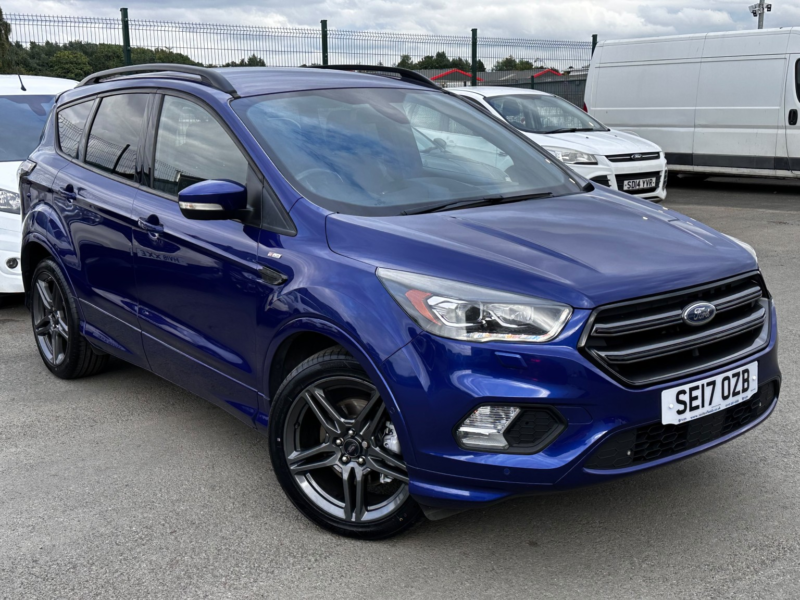 2017 Ford Kuga 2.0 Tdci Ecoblue St-Line in Blue — image 1