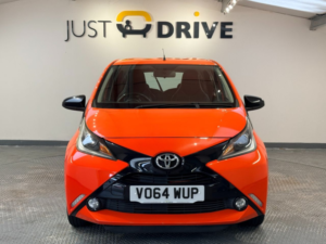 2014 Toyota Aygo 1.0 Vvt-I X-Cite Hatchback 5dr Petrol Manual Euro 5 Euro 5 (68 Ps) in Orange — image 2