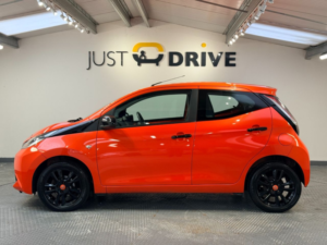 2014 Toyota Aygo 1.0 Vvt-I X-Cite Hatchback 5dr Petrol Manual Euro 5 Euro 5 (68 Ps) in Orange — image 3