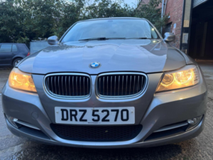 2011 BMW 3 Series 2.0 320i Exclusive Edition Steptronic Euro 5 4dr in Grey — image 6
