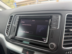 2018 Volkswagen Sharan 2.0 Tdi Se Nav MPV 5dr Diesel Manual Euro 6 (s/s) (150 Ps) in Grey — image 5