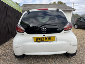 2012 Toyota Aygo 1.0 Vvt-I Fire in White — image 5