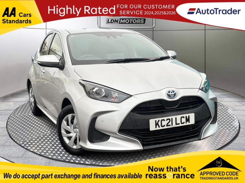 2021 Toyota Yaris 1.5 Vvt-H Excel E-CVT Euro 6 (s/s) 5dr in Silver — image 1