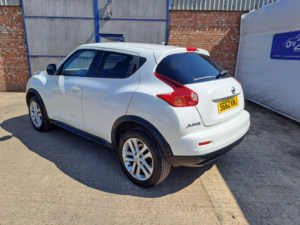2012 Nissan Juke 1.6 Acenta Premium in White — image 3