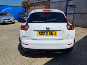 2012 Nissan Juke 1.6 Acenta Premium in White — image 4