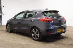 2017 Kia Ceed 1.6 Crdi 3 Euro 6 (s/s) 5dr in Silver — image 3