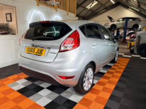 2016 Ford Fiesta 1.0t Ecoboost Titanium Hatchback 5dr Petrol Manual Euro 6 (s/s) (100 Ps) in Silver — image 5