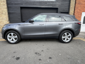 2019 Land Rover Range Rover Velar 2.0 D180 S in Grey — image 4