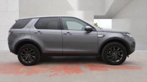 2017 Land Rover Discovery Sport 2.0 Td4 Hse Auto 4WD Euro 6 (s/s) 5dr in Grey — image 3
