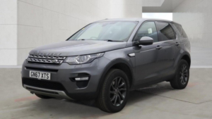 2017 Land Rover Discovery Sport 2.0 Td4 Hse Auto 4WD Euro 6 (s/s) 5dr in Grey — image 4