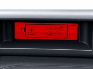 2011 Citroen C3 Picasso 1.6 Hdi Exclusive Euro 5 5dr in Red — image 4