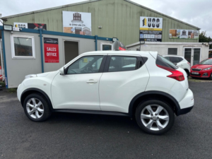 2011 Nissan Juke 1.6 Acenta Euro 5 5dr in White — image 5