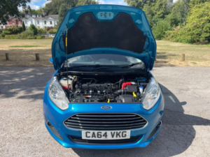 2015 Ford Fiesta 1.25 Zetec Euro 5 3dr in Blue — image 6