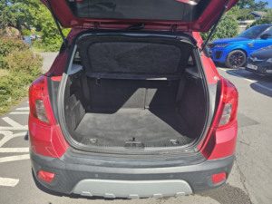 2014 Vauxhall Mokka 1.4 T Se in Red — image 2