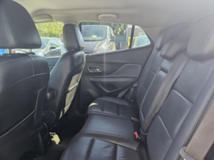 2014 Vauxhall Mokka 1.4 T Se in Red — image 4