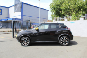 2016 Nissan Juke 1.6 Tekna in Black — image 5