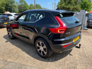2019 Volvo Xc40 1.5 T3 Inscription SUV 5dr Petrol Manual Euro 6 (s/s) (163 Ps) in Black — image 5