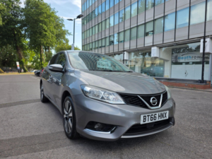 2016 Nissan Pulsar 1.2 Dig-T N-Connecta Euro 6 (s/s) 5dr in Grey — image 2