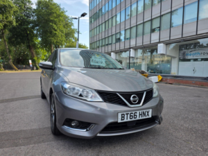 2016 Nissan Pulsar 1.2 Dig-T N-Connecta Euro 6 (s/s) 5dr in Grey — image 3