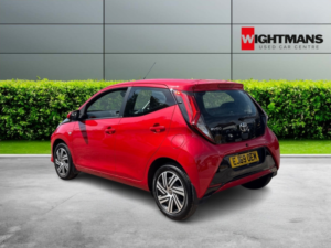 2019 Toyota Aygo 1.0 Vvt-I X-Play in Red — image 5
