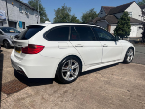 2013 BMW 3 Series 2.0 320d M Sport Touring Euro 5 (s/s) 5dr in White — image 3