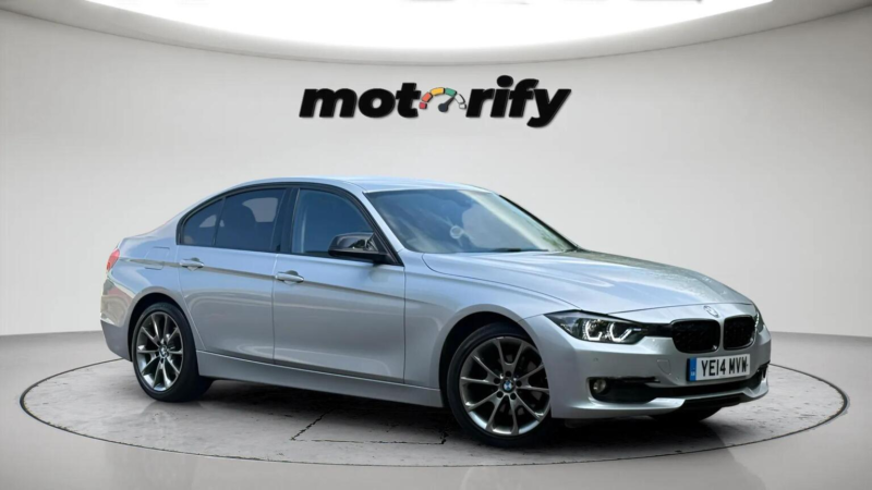 2014 BMW 3 Series 2.0 320d Luxury Auto Euro 5 (s/s) 4dr in Silver — image 1
