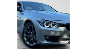 2014 BMW 3 Series 2.0 320d Luxury Auto Euro 5 (s/s) 4dr in Silver — image 3
