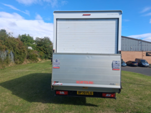 2021 Ford Transit 2.0 350 Ecoblue Luton Tail Lift 2dr Diesel Manual Rwd L4 Euro 6 (s/s) (drw) (130 Ps) in White — image 4