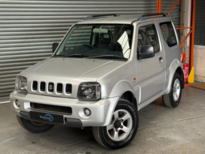 2005 Suzuki Jimny 1.3 Jlx 3dr in Silver — image 2