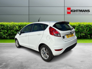2017 Ford Fiesta Hatchback 2012 - 2017 in White — image 5