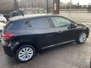 2020 Renault Clio 1.5 Blue Dci Iconic Hatchback 5dr Diesel Manual Euro 6 (s/s) (85 Ps) in Black — image 3