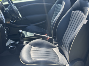 2011 MINI Convertible 1.6 Cooper S Convertible — image 3