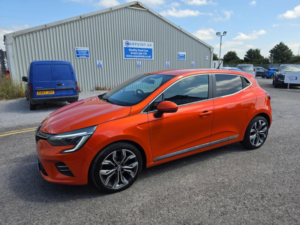 2021 Renault Clio 1.0 Tce S Edition Euro 6 (s/s) 5dr in Orange — image 3