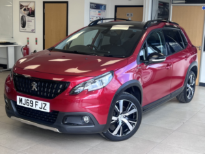 2019 Peugeot 2008 1.2 Puretech Gt Line in Red — image 3