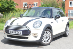 2015 MINI Hatch