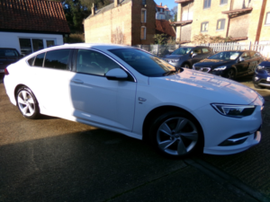 2018 Vauxhall Insignia 1.5 I Turbo Sri Vx Line Nav in White — image 2