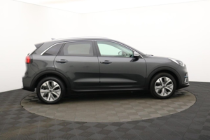 2022 Kia Niro 64kwh 2 SUV 5dr Electric Auto (201 Bhp) in Grey — image 2