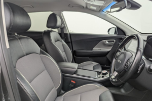 2022 Kia Niro 64kwh 2 SUV 5dr Electric Auto (201 Bhp) in Grey — image 3