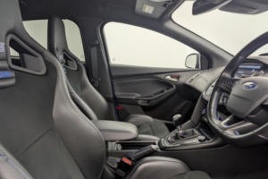2016 Ford Focus 2.3t Ecoboost Rs Hatchback 5dr Petrol Manual AWD Euro 6 (s/s) (350 Ps) in Blue — image 3