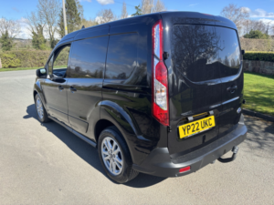 2022 Ford Transit Connect 1.5 Tdci Limited Auto 240 Van Swb 120ps Eu6 Ulez in Black — image 4