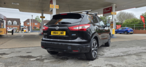 2014 Nissan Qashqai 1.6 Dci Tekna in Black — image 3