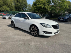 2016 Vauxhall Insignia 1.6 Cdti Sri Vx Line Nav Euro 6 (s/s) 5dr in White — image 2