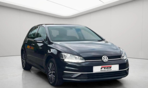 2017 Volkswagen Golf 1.4 Tsi Bluemotion Tech Se Nav DSG Euro 6 (s/s) 5dr in Black — image 3