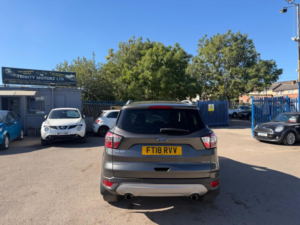 2018 Ford Kuga 1.5 Tdci Titanium Euro 6 (s/s) 5dr in Grey — image 5