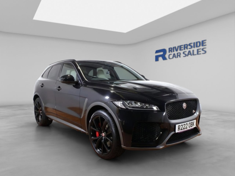 2020 Jaguar F-Pace 5.0 V8 Svr SUV 5dr Petrol Quickshift AWD Euro 6 (s/s) (550 Ps) in Black — image 1