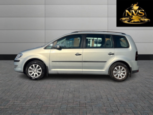 2009 Volkswagen Touran 1.9 Tdi S in Silver — image 4
